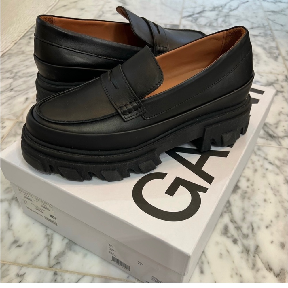 Ganni leather loafers BNWOT
